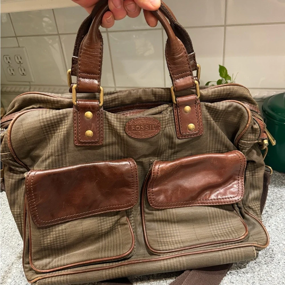 Vintage Rare Green Plaid Pattern Leather Fossil Messenger Bag